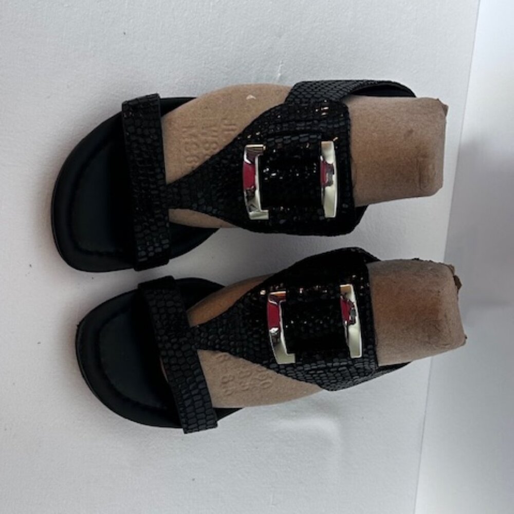 Donald Pliner Sandal Daun Black Patent Silver Buckle Croc Size 8